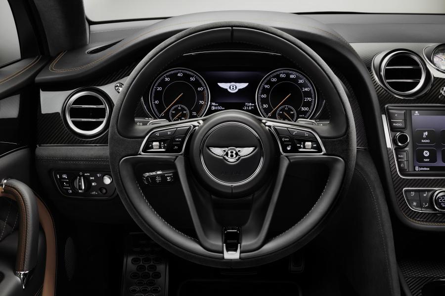 Панель приборов Bentley Bentayga Speed 2019 года  (фото 24 из 25)